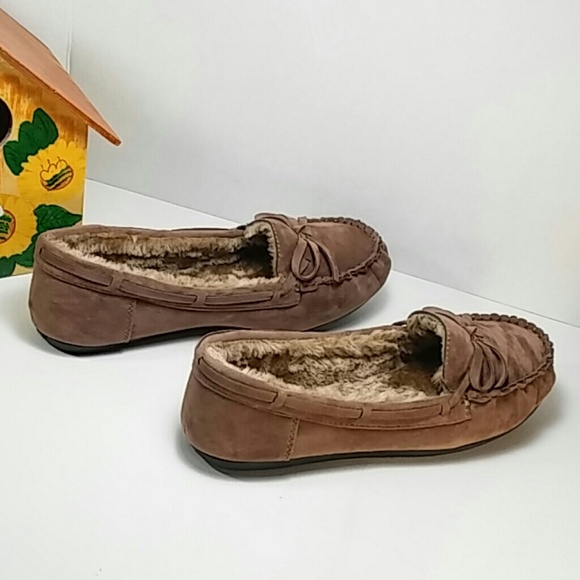 🆕 Camel Soft Faux Fur Lined Moccasin Slippers 🆕 - Picture 3 of 8